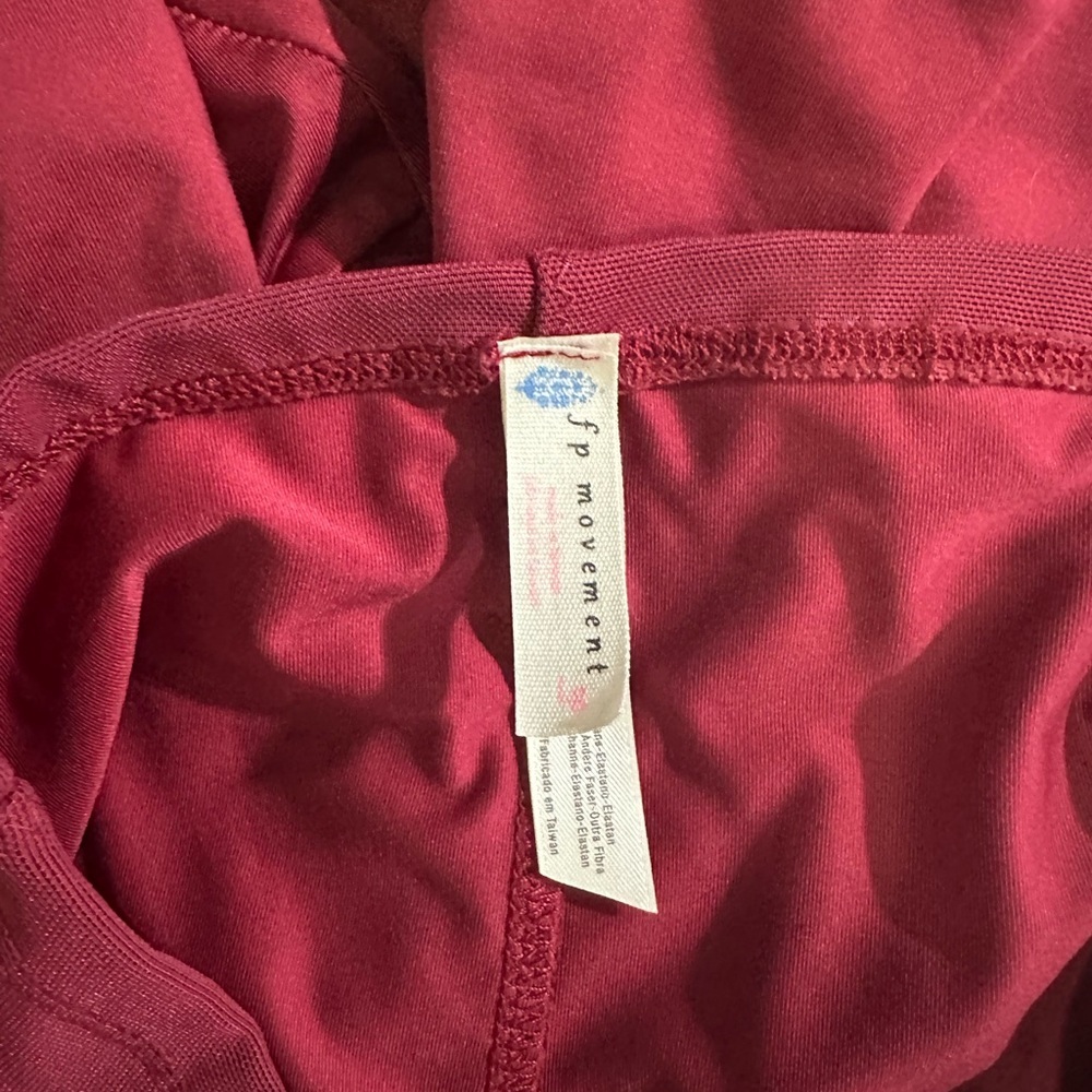Free People Movement Burgundy High-Waisted Leggin Pants Sz L - Picture 4 of 4